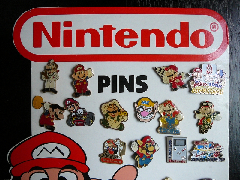 Présentoir de pin's Nintendo