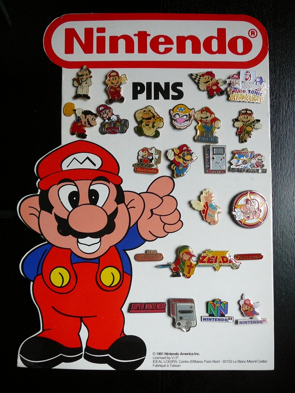 Présentoir de pin's Nintendo
