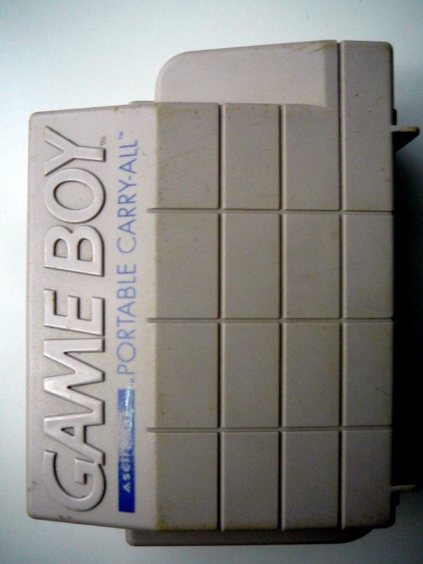 Link-e : 10 X Boitier de protection plastique pour boites de jeux Nintendo  Gameboy, Color, Advance (GB, GBC, GBA) : : Jeux vidéo
